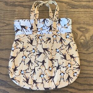 Cloth tote bag with monkeys